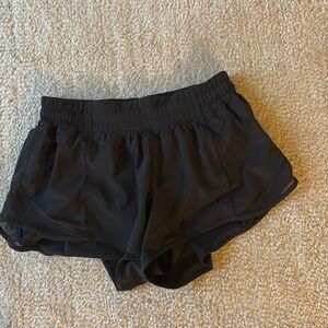 Black lululemon hotty hot shorts